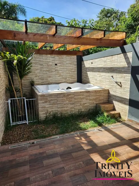 Casa com 2 quartos à venda, 152m2 em Centreville, Cotia - SP - imagem 1 Foto 1 de Casa com 2 quartos à venda, 152m2 em Centreville, Cotia - SP