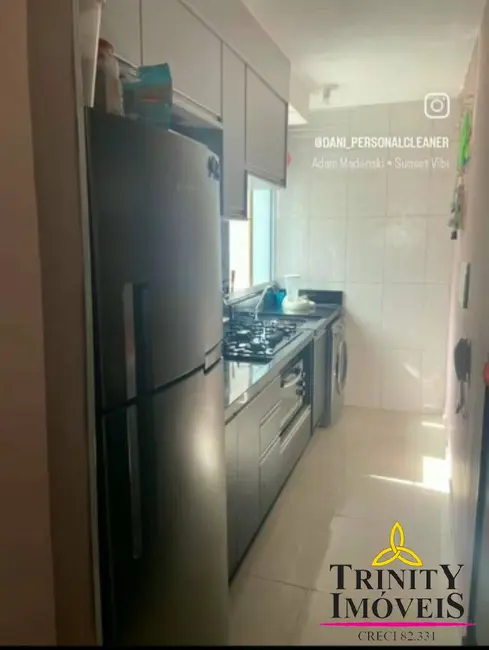 Foto 2 de Apartamento com 2 quartos à venda, 32m2 em Jardim Petrópolis, Cotia - SP
