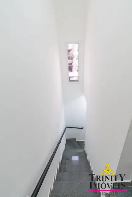 Casa com 2 quartos à venda em Osasco - SP - imagem 3 Foto 3 de Casa com 2 quartos à venda em Osasco - SP