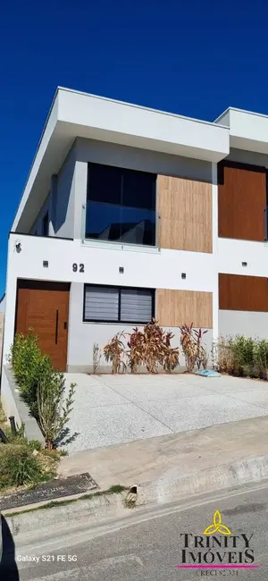 Foto 2 de Casa com 3 quartos à venda, 125m2 em Jardim Semiramis, Cotia - SP