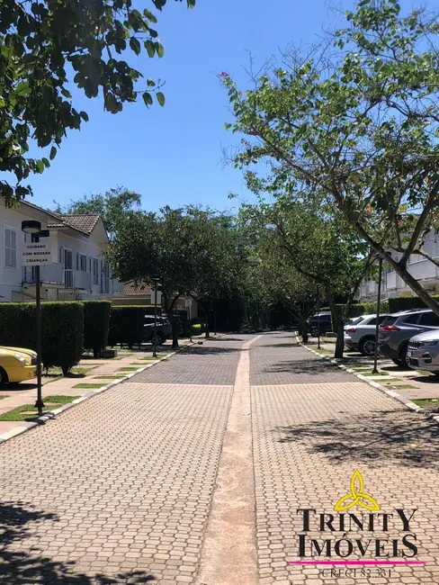 Casa com 4 quartos à venda, 174m2 em Jardim Maria Tereza, Cotia - SP - imagem 2 Foto 2 de Casa com 4 quartos à venda, 174m2 em Jardim Maria Tereza, Cotia - SP