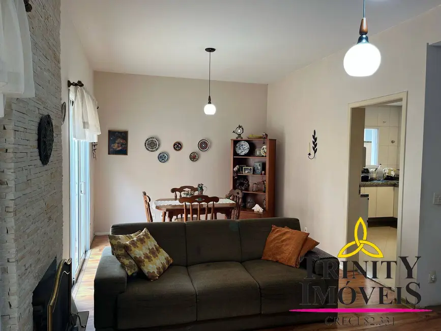 Casa com 4 quartos à venda, 174m2 em Jardim Maria Tereza, Cotia - SP - imagem 8 Foto 8 de Casa com 4 quartos à venda, 174m2 em Jardim Maria Tereza, Cotia - SP