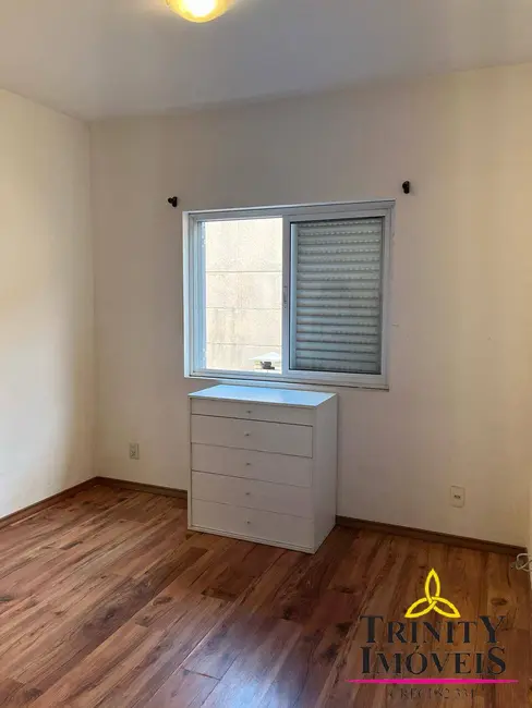 Casa com 4 quartos à venda, 174m2 em Jardim Maria Tereza, Cotia - SP - imagem 5 Foto 5 de Casa com 4 quartos à venda, 174m2 em Jardim Maria Tereza, Cotia - SP