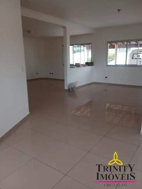 Foto 3 de Casa com 4 quartos para alugar, 300m2 em Parque Dom Henrique, Cotia - SP