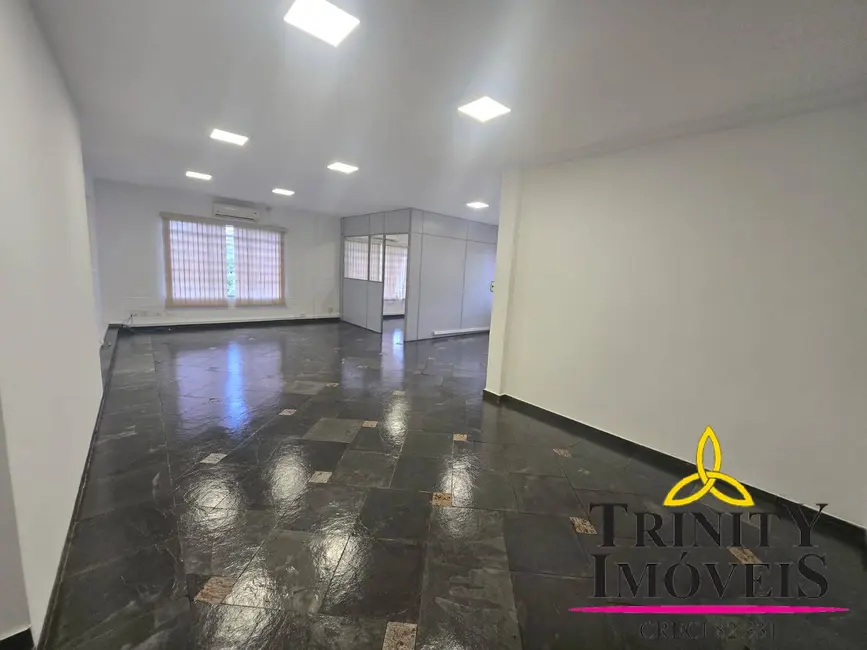 Foto 6 de Sala Comercial para alugar, 130m2 em Granja Viana, Cotia - SP