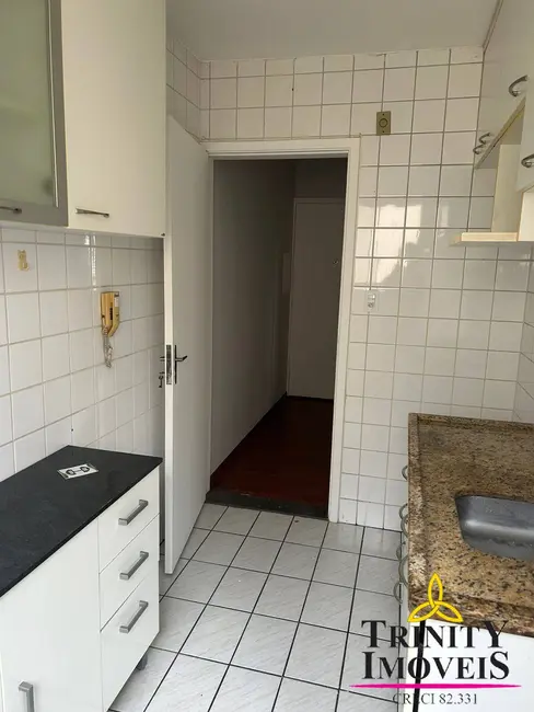 Apartamento com 2 quartos para alugar, 50m2 em Jardim da Glória, Cotia - SP - imagem 6 Foto 6 de Apartamento com 2 quartos para alugar, 50m2 em Jardim da Glória, Cotia - SP