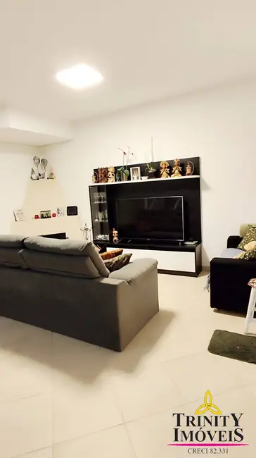 Foto 1 de Casa com 3 quartos à venda e para alugar, 100m2 em Granja Viana, Cotia - SP