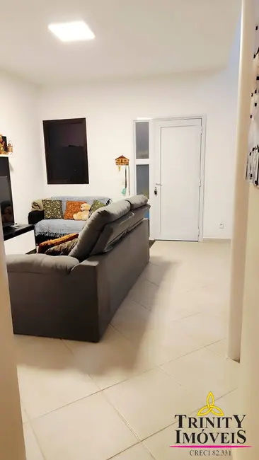 Foto 7 de Casa com 3 quartos à venda e para alugar, 100m2 em Granja Viana, Cotia - SP