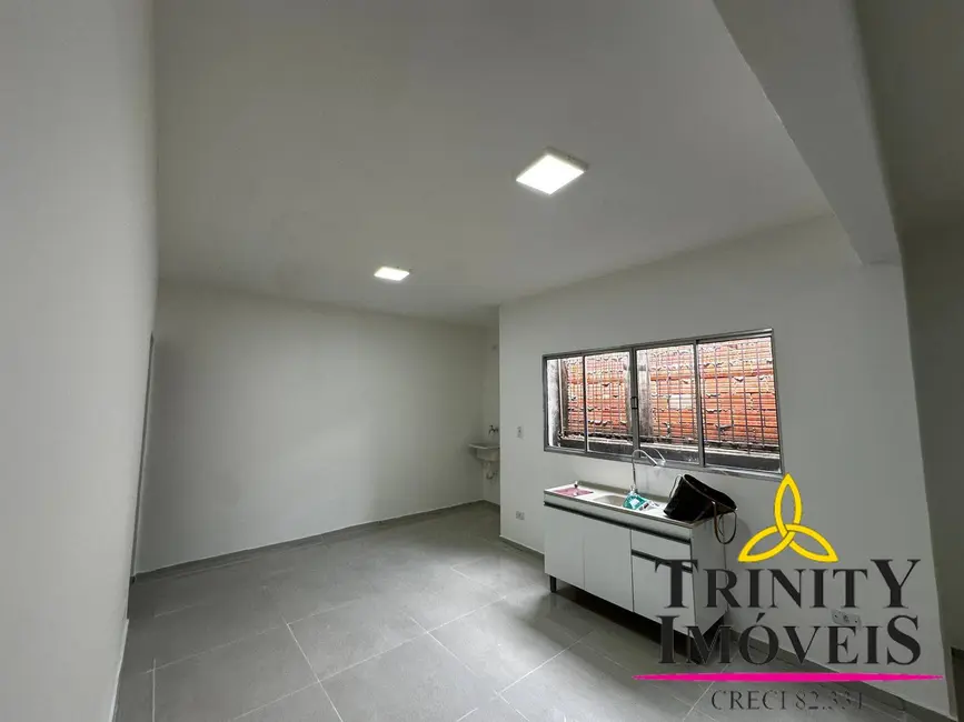 Foto 16 de Casa à venda, 250m2 em Parque Santa Teresa, Carapicuiba - SP