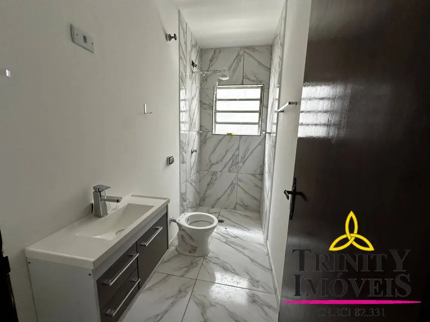 Foto 19 de Casa à venda, 250m2 em Parque Santa Teresa, Carapicuiba - SP