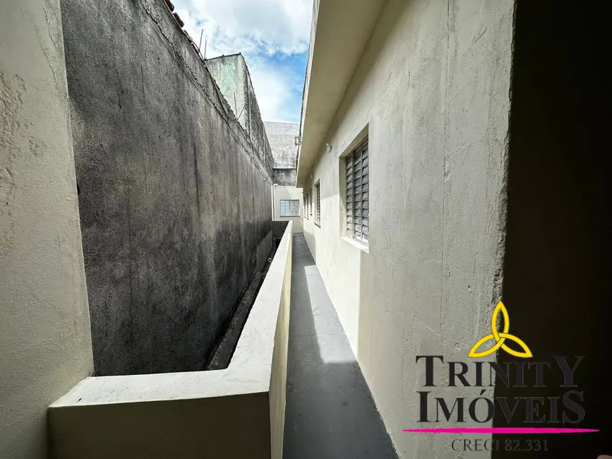 Foto 15 de Casa à venda, 250m2 em Parque Santa Teresa, Carapicuiba - SP