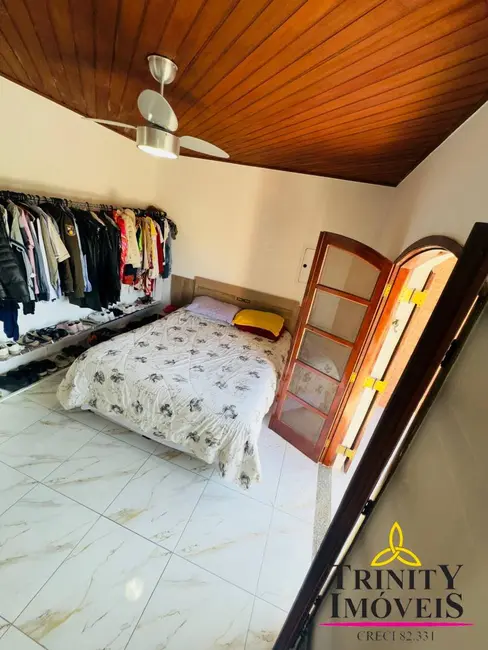 Foto 3 de Casa com 4 quartos à venda, 250m2 em Conjunto Habitacional Presidente Castelo Branco, Carapicuiba - SP