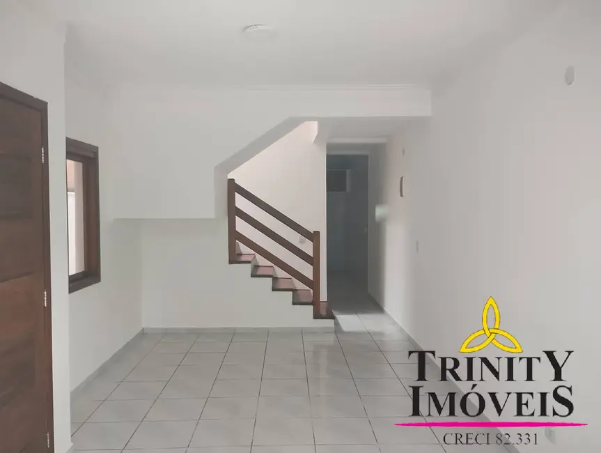 Foto 3 de Casa com 3 quartos à venda e para alugar em Jardim Rio das Pedras, Cotia - SP