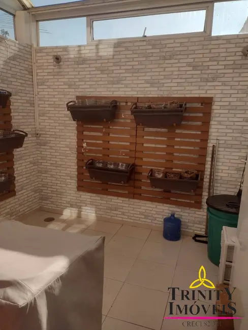 Foto 8 de Casa com 2 quartos à venda, 87m2 em Jardim Guerreiro, Cotia - SP