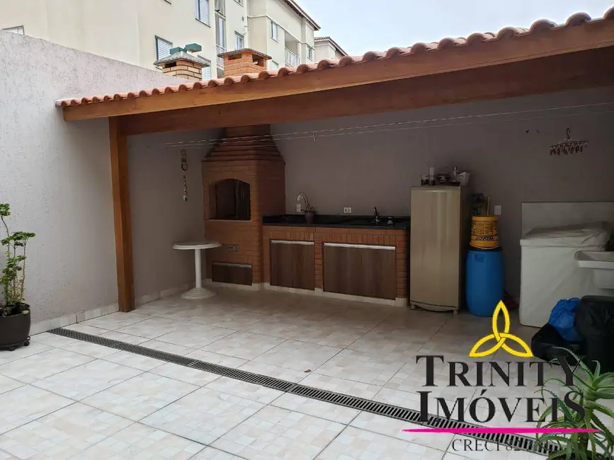 Foto 1 de Casa com 2 quartos à venda, 125m2 em Jardim Petrópolis, Cotia - SP