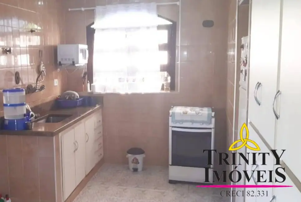 Foto 3 de Casa com 2 quartos à venda, 123m2 em Jardim Carmel, Cotia - SP