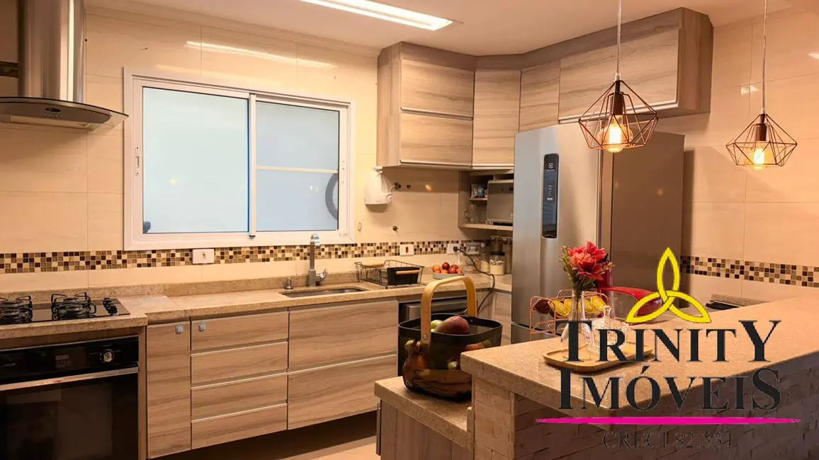Foto 3 de Casa com 3 quartos à venda e para alugar, 108m2 em Parque Rincão, Cotia - SP