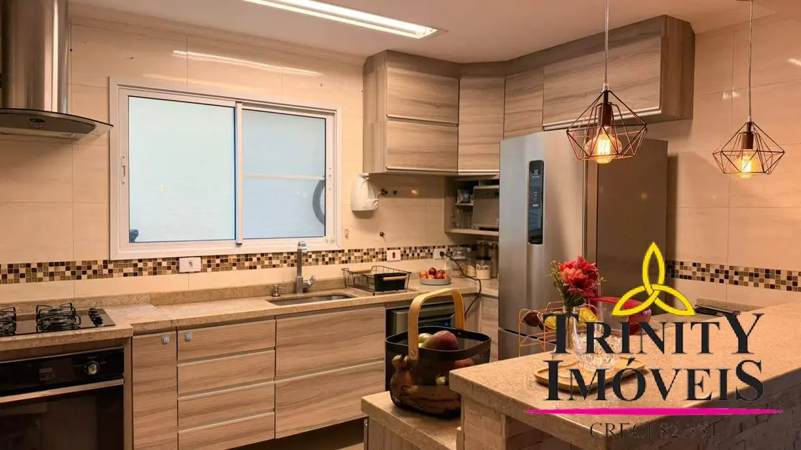 Foto 4 de Casa com 3 quartos à venda e para alugar, 108m2 em Parque Rincão, Cotia - SP