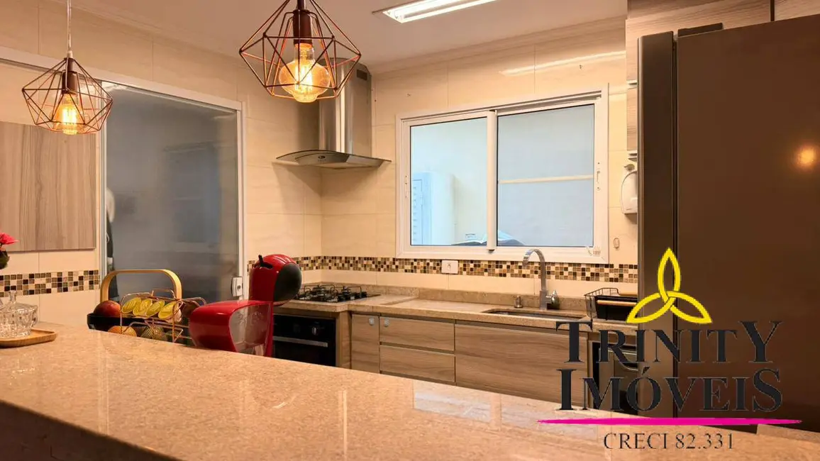 Foto 2 de Casa com 3 quartos à venda e para alugar, 108m2 em Parque Rincão, Cotia - SP