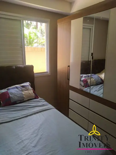 Foto 4 de Apartamento com 2 quartos à venda em Jardim Ísis, Cotia - SP