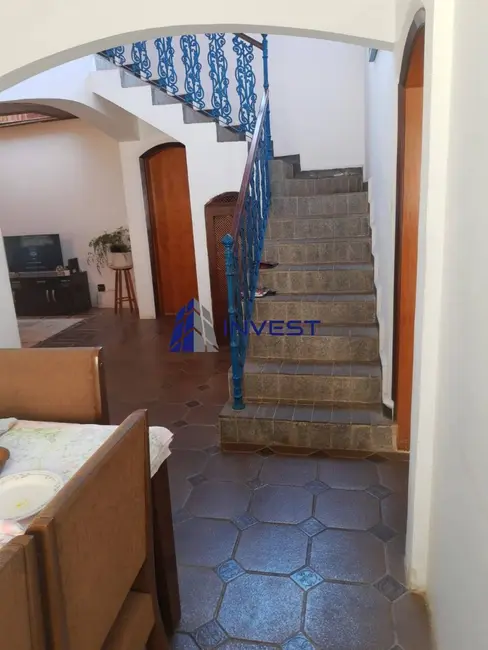 Foto 3 de Casa com 4 quartos à venda, 300m2 em Jardim Europa, Braganca Paulista - SP