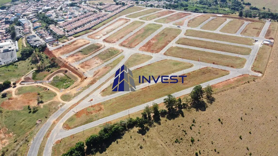 Foto 1 de Terreno / Lote à venda, 140m2 em Braganca Paulista - SP