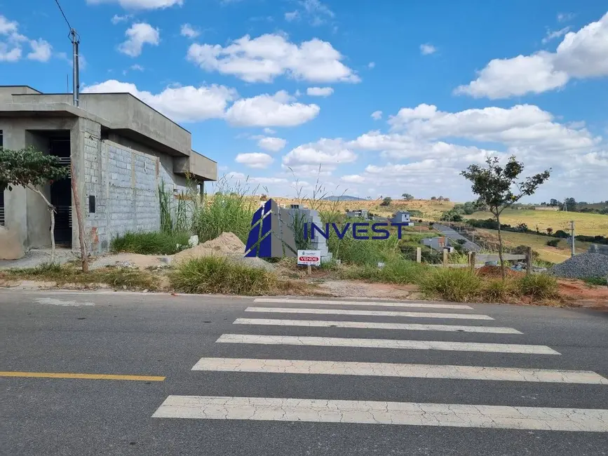 Foto 1 de Terreno / Lote à venda, 250m2 em Braganca Paulista - SP