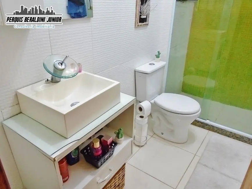 Foto 7 de Casa com 5 quartos à venda, 270m2 em Paraíso, Sao Goncalo - RJ