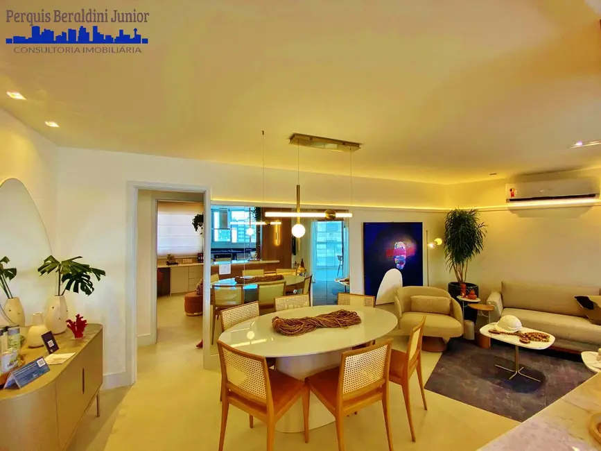 Apartamento com 2 quartos à venda, 75m2 em Icaraí, Niteroi - RJ - imagem 4 Foto 4 de Apartamento com 2 quartos à venda, 75m2 em Icaraí, Niteroi - RJ