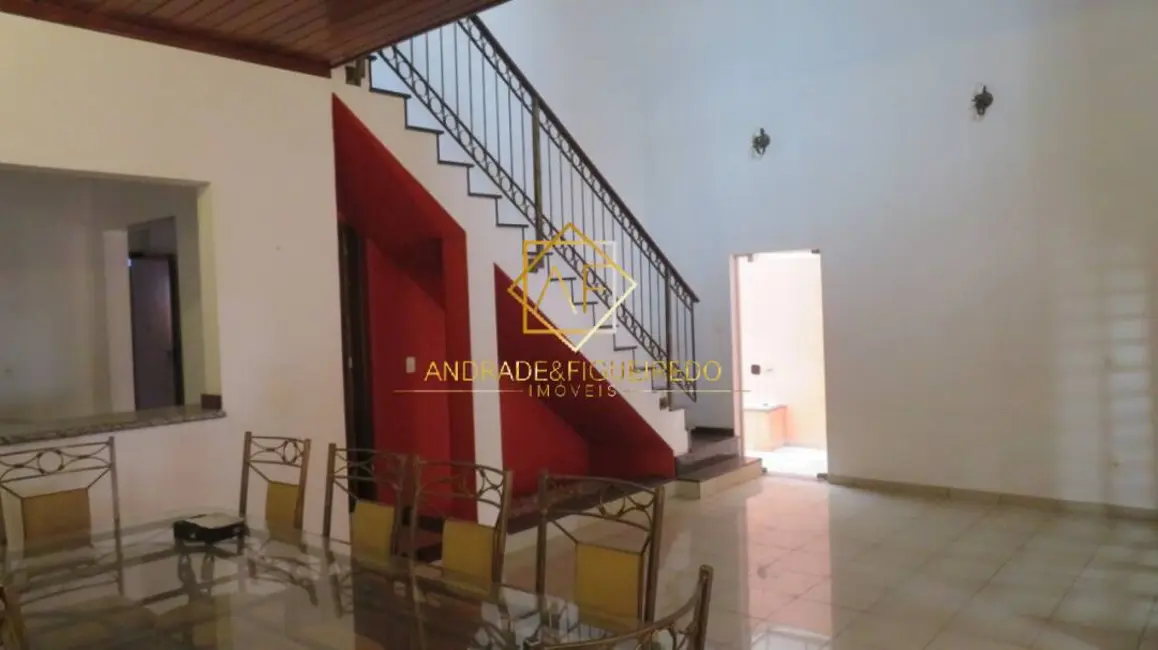 Casa com 3 quartos à venda, 350m2 em Jardim do Sol, Campinas - SP - imagem 8 Foto 8 de Casa com 3 quartos à venda, 350m2 em Jardim do Sol, Campinas - SP