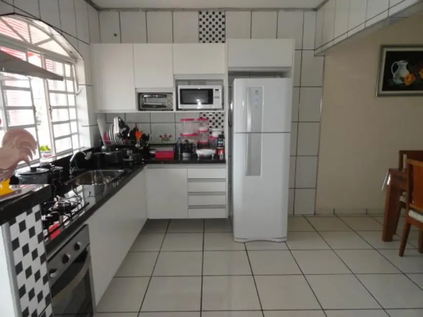 Foto 3 de Casa com 2 quartos à venda, 174m2 em Jardim Paz, Americana - SP