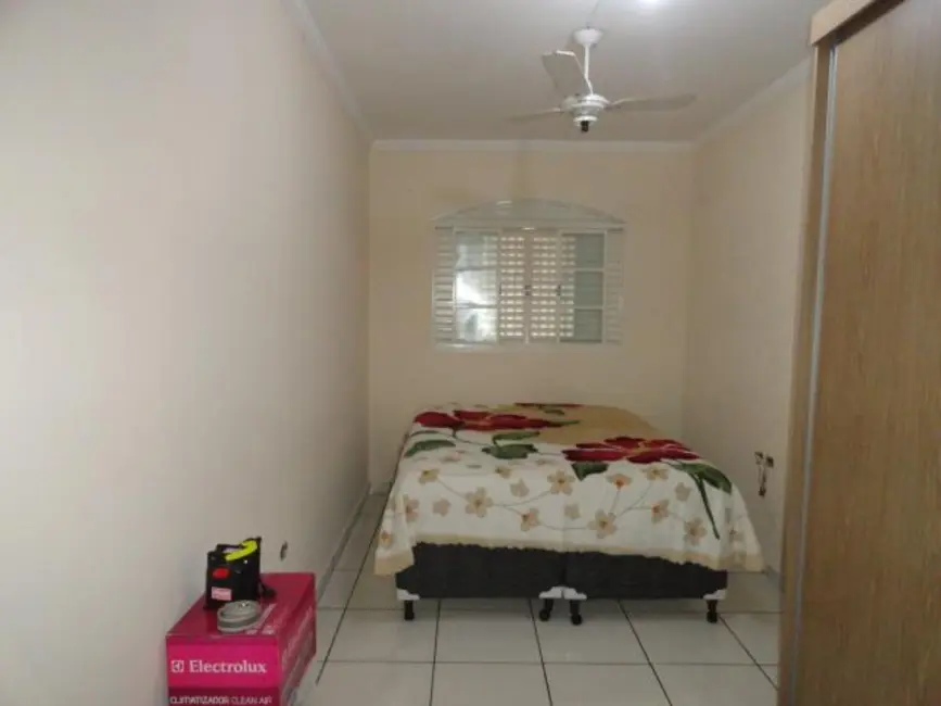Foto 5 de Casa com 2 quartos à venda, 174m2 em Jardim Paz, Americana - SP