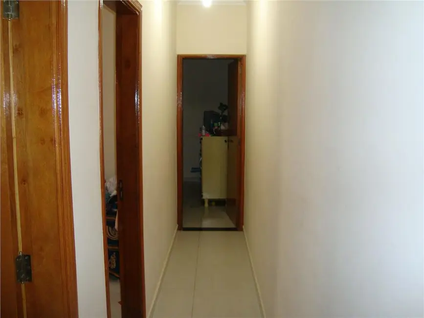 Casa com 2 quartos à venda, 150m2 em Parque Residencial Jaguari, Americana - SP - imagem 4 Foto 4 de Casa com 2 quartos à venda, 150m2 em Parque Residencial Jaguari, Americana - SP