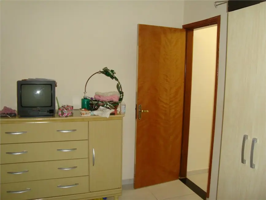 Casa com 2 quartos à venda, 150m2 em Parque Residencial Jaguari, Americana - SP - imagem 9 Foto 9 de Casa com 2 quartos à venda, 150m2 em Parque Residencial Jaguari, Americana - SP