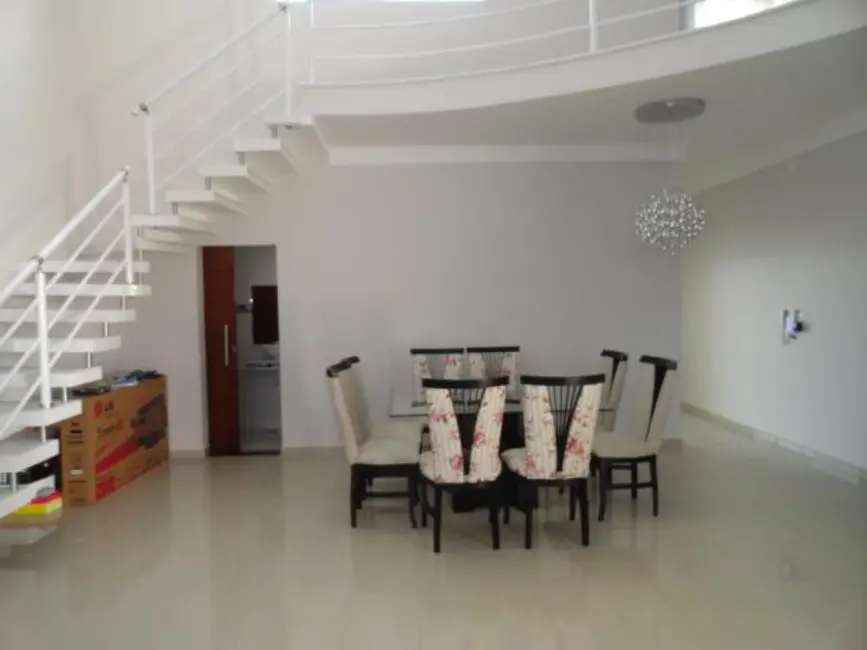 Foto 3 de Casa com 3 quartos à venda, 327m2 em Jardim Dona Judith, Americana - SP