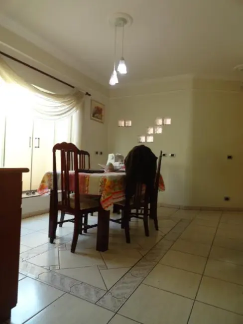 Foto 5 de Casa com 3 quartos à venda, 360m2 em Vila Bertini, Americana - SP