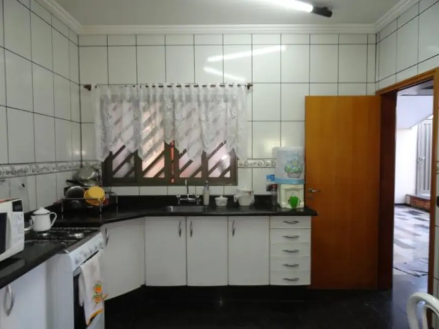 Foto 6 de Casa com 3 quartos à venda, 360m2 em Vila Bertini, Americana - SP