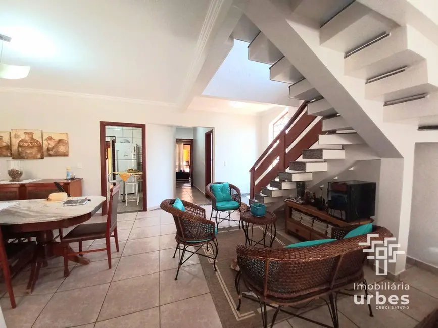 Casa com 4 quartos à venda, 372m2 em Jardim Paulistano, Americana - SP - imagem 4 Foto 4 de Casa com 4 quartos à venda, 372m2 em Jardim Paulistano, Americana - SP