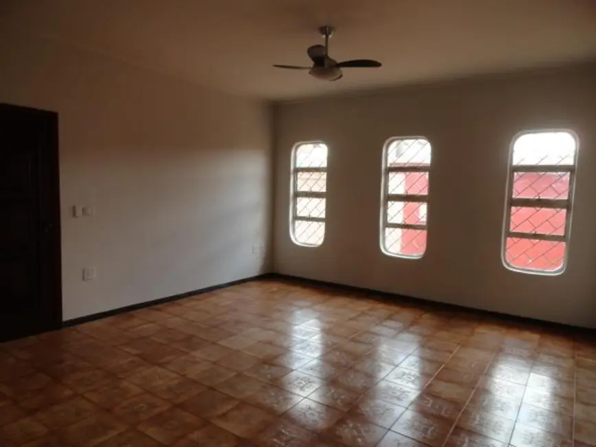 Foto 3 de Casa com 4 quartos à venda, 240m2 em Jardim Paulistano, Americana - SP