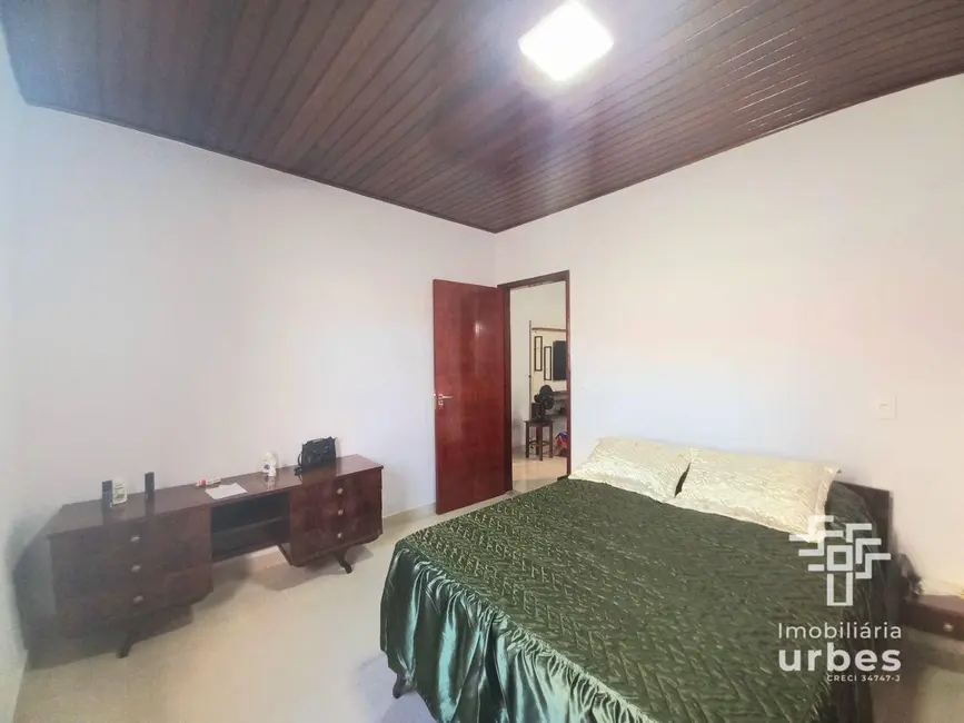 Foto 3 de Casa com 4 quartos à venda, 300m2 em Jardim São Roque, Americana - SP
