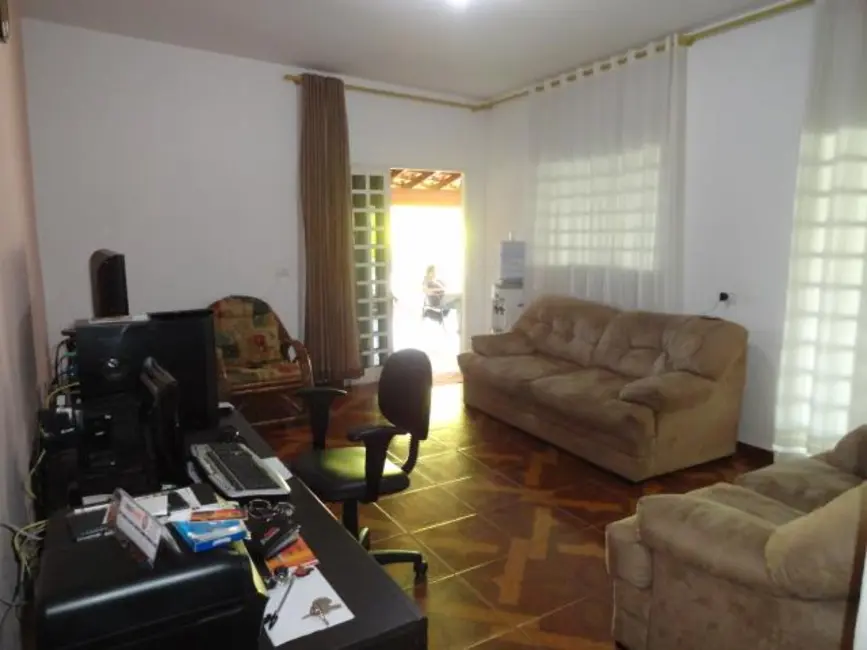 Foto 6 de Chácara com 3 quartos à venda, 900m2 em Parque Dom Pedro II, Americana - SP