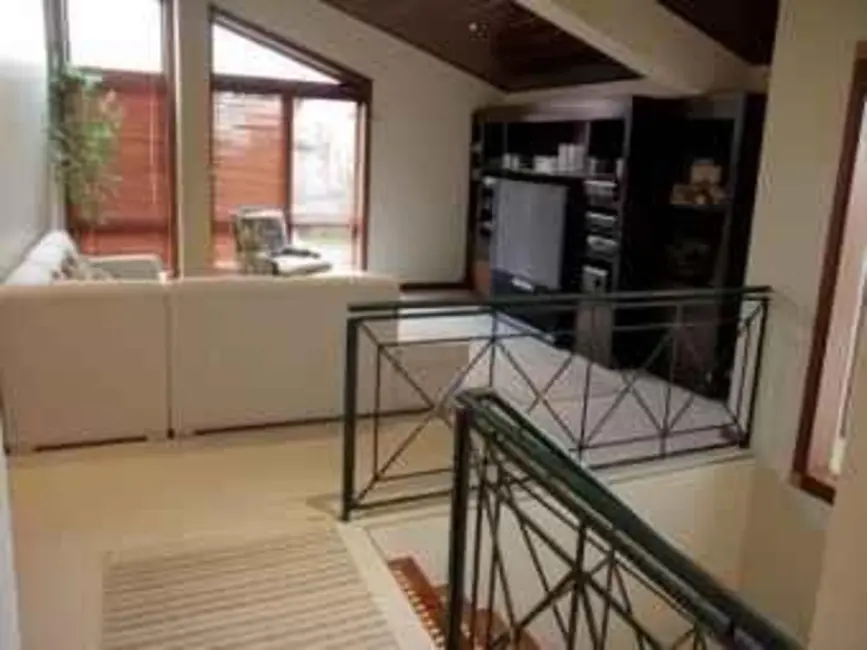 Casa de Condomínio com 4 quartos à venda, 1080m2 em Iate Clube de Americana, Americana - SP - imagem 8 Foto 8 de Casa de Condomínio com 4 quartos à venda, 1080m2 em Iate Clube de Americana, Americana - SP