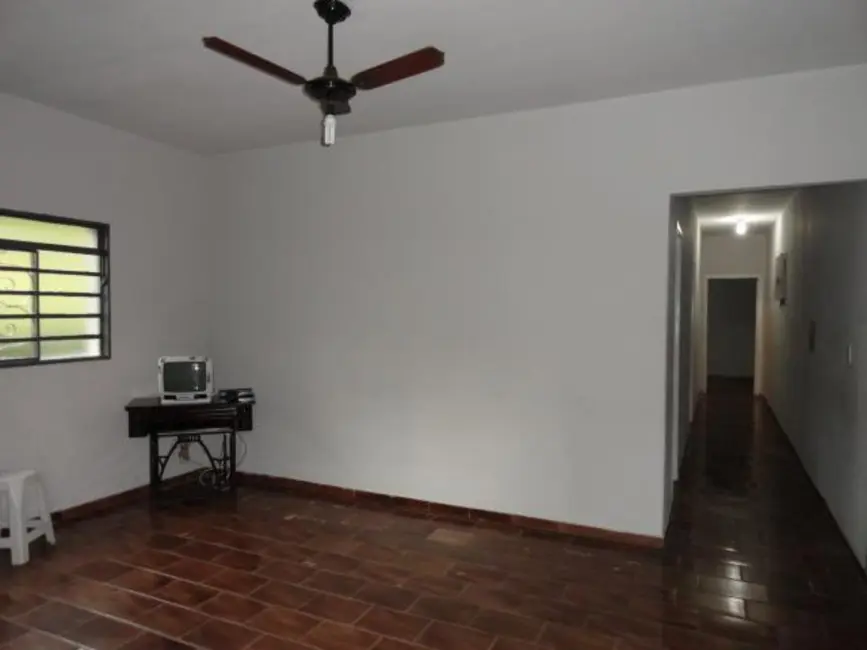 Foto 6 de Chácara com 3 quartos à venda, 3500m2 em Chácara Letônia, Americana - SP