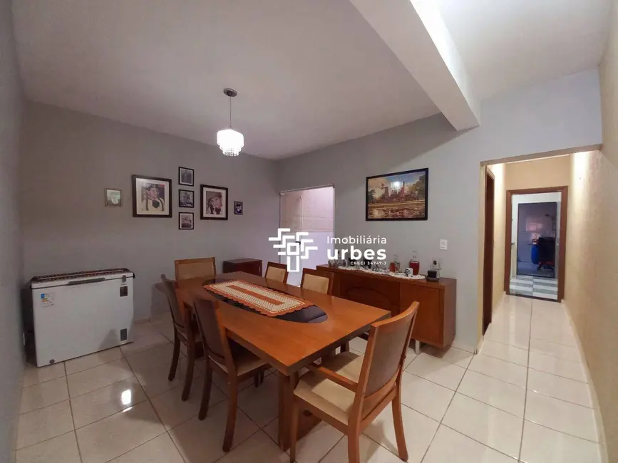 Casa com 3 quartos à venda, 125m2 em Jardim Santo Antônio, Americana - SP - imagem 1 Foto 1 de Casa com 3 quartos à venda, 125m2 em Jardim Santo Antônio, Americana - SP