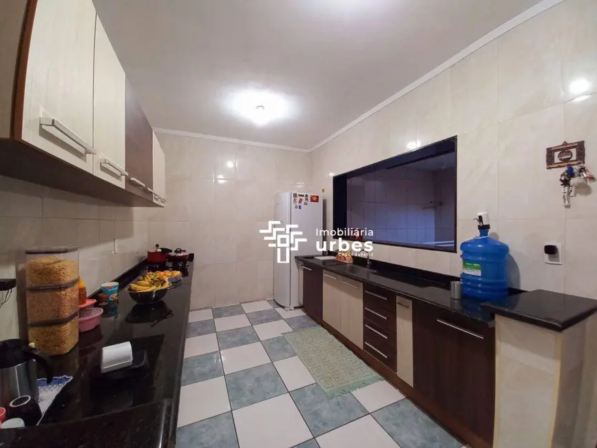 Casa com 3 quartos à venda, 125m2 em Jardim Santo Antônio, Americana - SP - imagem 9 Foto 9 de Casa com 3 quartos à venda, 125m2 em Jardim Santo Antônio, Americana - SP