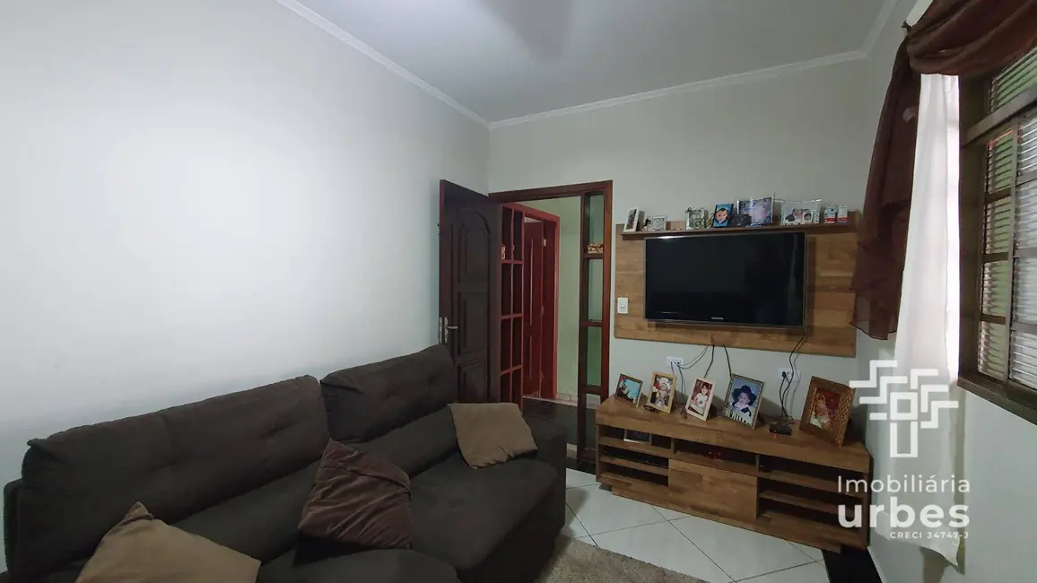 Casa com 3 quartos à venda, 150m2 em Residencial Vale das Nogueiras, Americana - SP - imagem 6 Foto 6 de Casa com 3 quartos à venda, 150m2 em Residencial Vale das Nogueiras, Americana - SP