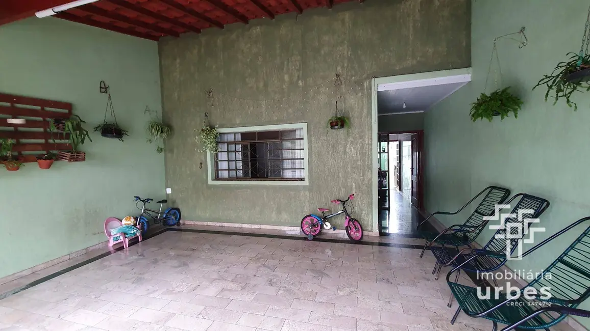 Casa com 3 quartos à venda, 150m2 em Residencial Vale das Nogueiras, Americana - SP - imagem 3 Foto 3 de Casa com 3 quartos à venda, 150m2 em Residencial Vale das Nogueiras, Americana - SP