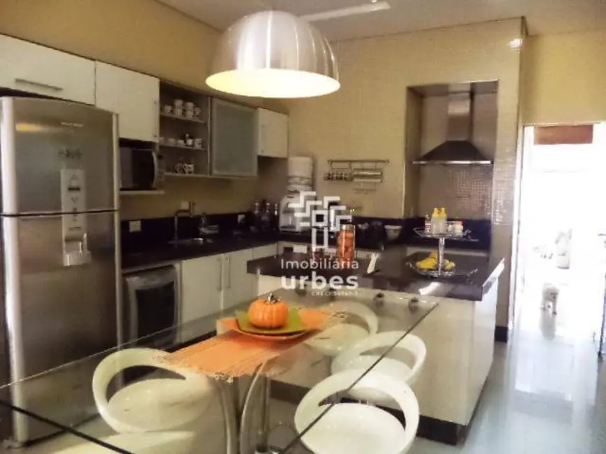 Foto 8 de Casa com 3 quartos à venda, 694m2 em Vila Santa Maria, Americana - SP