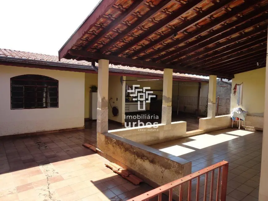 Casa com 2 quartos à venda, 312m2 em Jardim Nossa Senhora de Fátima, Nova Odessa - SP - imagem 4 Foto 4 de Casa com 2 quartos à venda, 312m2 em Jardim Nossa Senhora de Fátima, Nova Odessa - SP