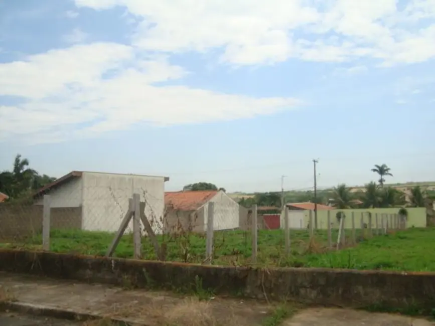 Foto 2 de Terreno / Lote à venda, 833m2 em Praia dos Namorados, Americana - SP